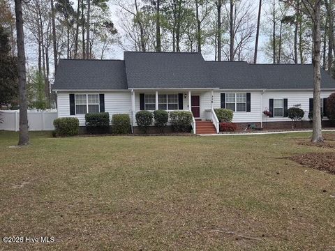 Photo of 326 Knollwood Drive, Hampstead, NC 28443 (MLS # 100562256)