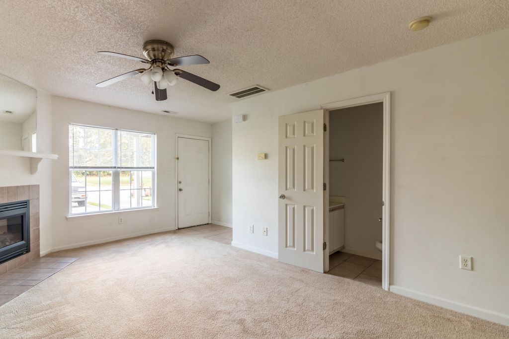 Photo of 141 Mesa Lane, Jacksonville, NC 28546 (MLS # 100585198)