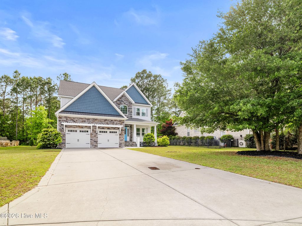 Photo of 122 Yacht Basin Landing, Hampstead, NC 28443 (MLS # 100571507)