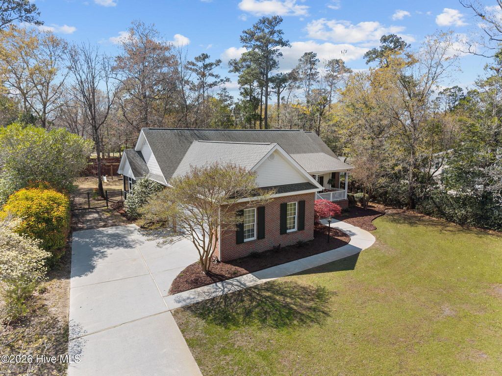 Photo of 222 Hughes Road, Hampstead, NC 28443 (MLS # 100562607)