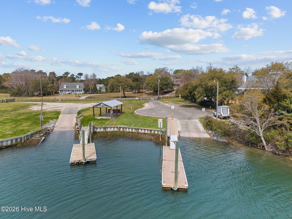 Photo of 222 Hughes Road, Hampstead, NC 28443 (MLS # 100562607)