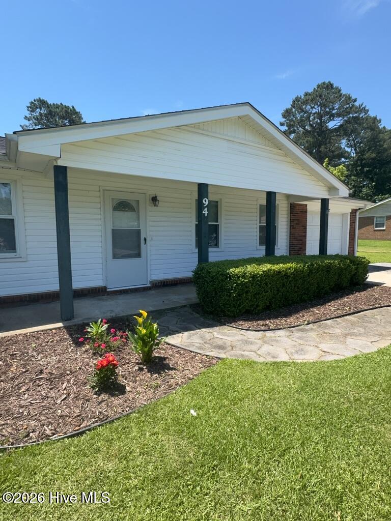 Photo of 94 Vandergrift Drive, Jacksonville, NC 28540 (MLS # 100579437)