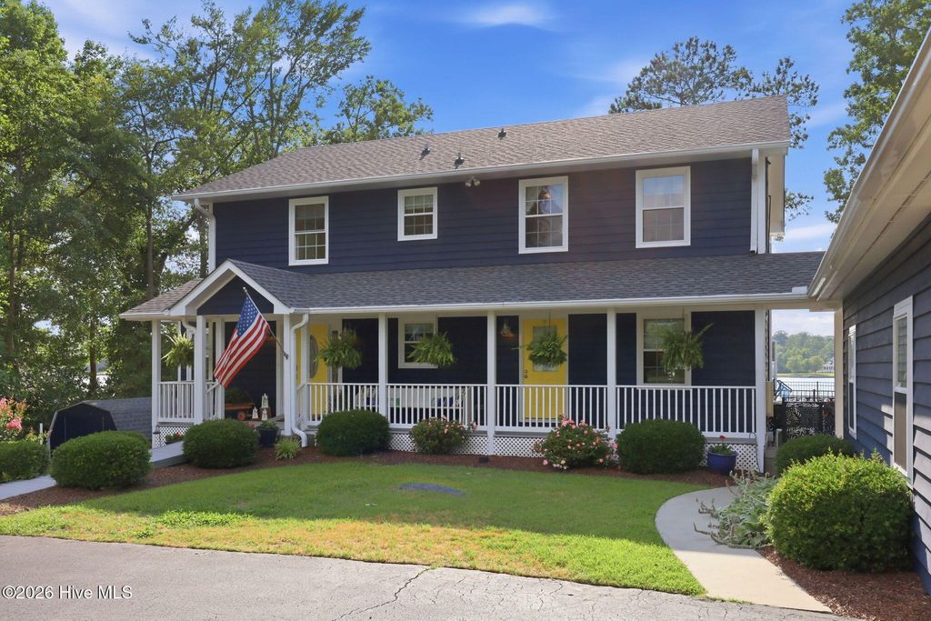 Photo of 164 Catnip Point Road, Bath, NC 27808 (MLS # 100583929)