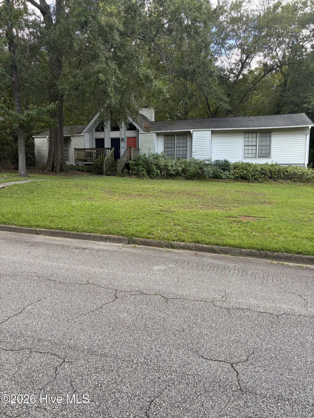 Photo of 1103 Brookwood Drive, Augusta, GA 30909 (MLS # 100603548)