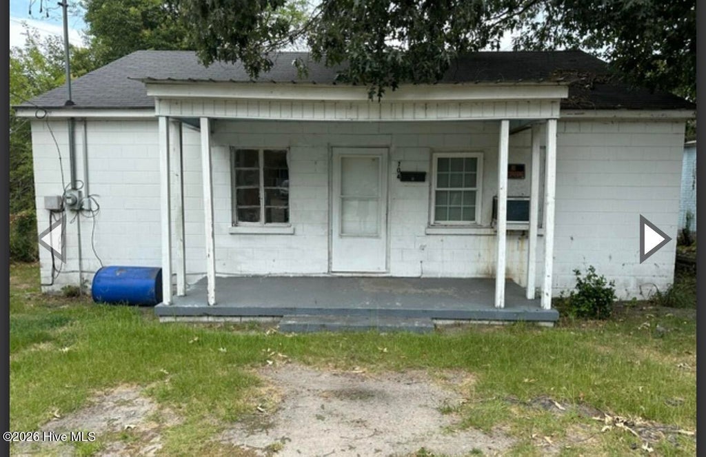 Photo of 704 E Washington Avenue, Kinston, NC 28501 (MLS # 100603403)