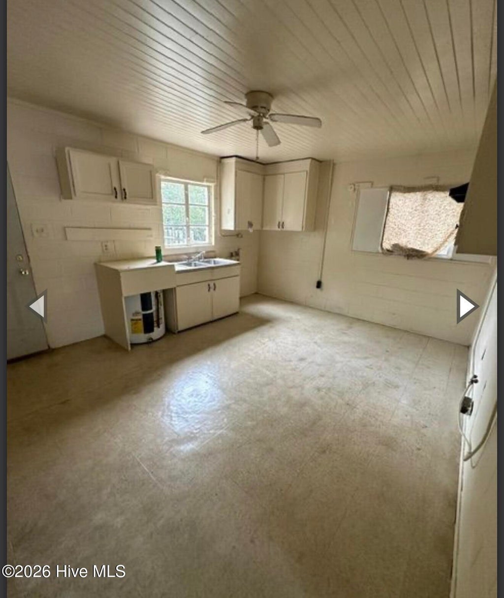 Photo of 704 E Washington Avenue, Kinston, NC 28501 (MLS # 100603403)