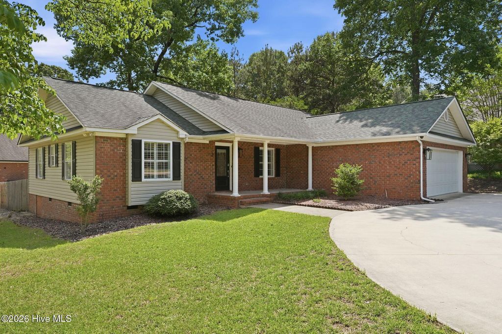 Photo of 2 Ash Court, Pinehurst, NC 28374 (MLS # 100579261)