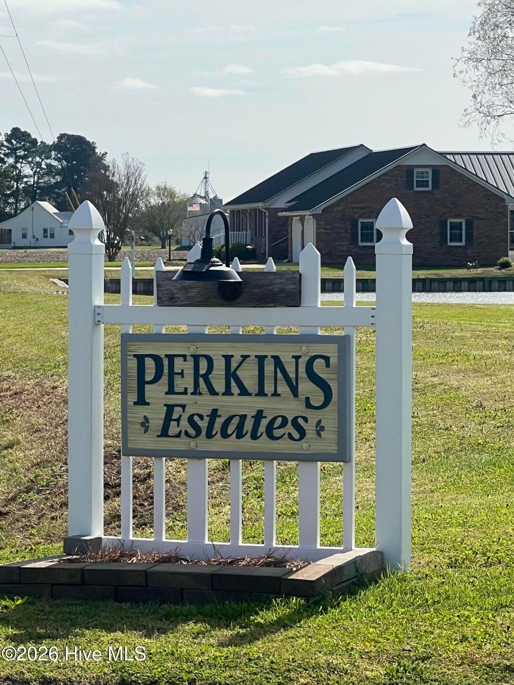 Photo of 1007 Tanners Court, Elizabeth City, NC 27909 (MLS # 100563579)