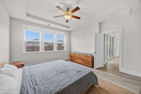 Tiny photo for 429 Edgewater Way, Surf City, NC 28445 (MLS # 100557752)