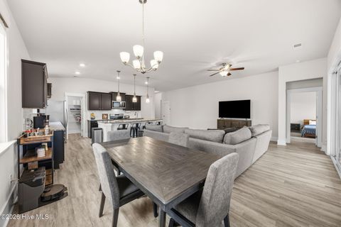 Tiny photo for 429 Edgewater Way, Surf City, NC 28445 (MLS # 100557752)