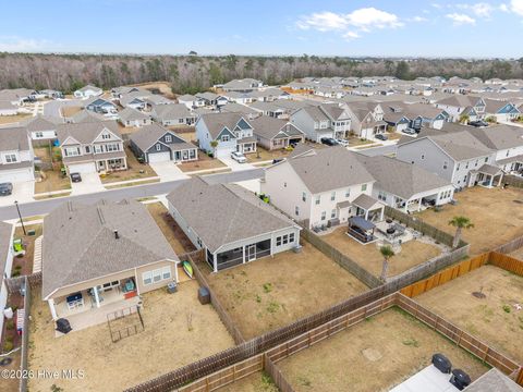 Tiny photo for 429 Edgewater Way, Surf City, NC 28445 (MLS # 100557752)