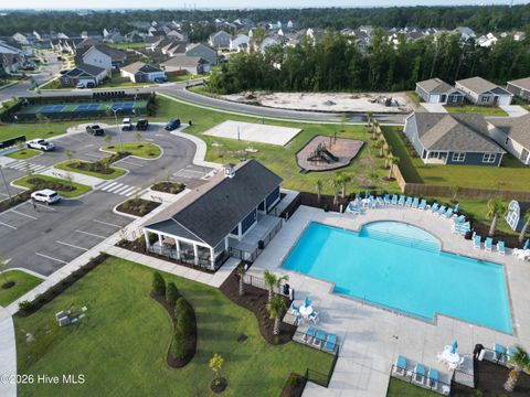 Tiny photo for 429 Edgewater Way, Surf City, NC 28445 (MLS # 100557752)