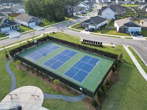 Tiny photo for 429 Edgewater Way, Surf City, NC 28445 (MLS # 100557752)