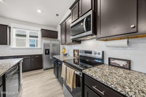 Tiny photo for 429 Edgewater Way, Surf City, NC 28445 (MLS # 100557752)