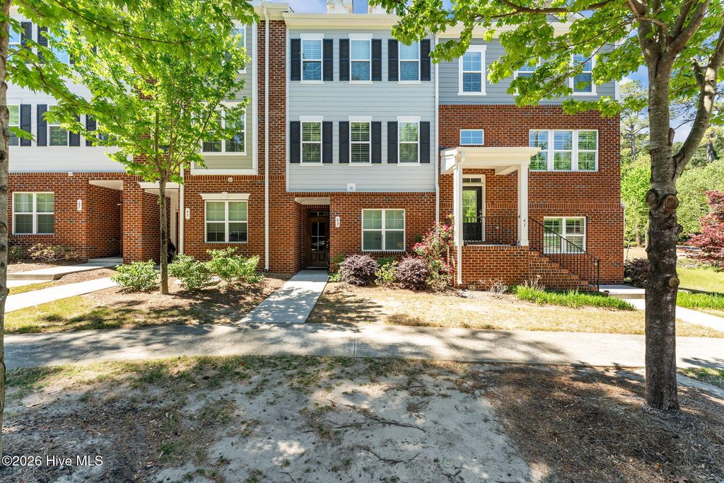 Photo of 63 Brownstone Lane, Southern Pines, NC 28387 (MLS # 100569592)