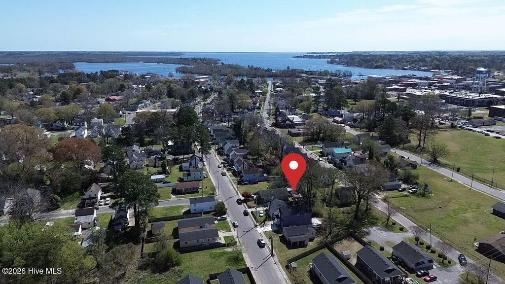 Photo of 305 W Cypress Street, Elizabeth City, NC 27909 (MLS # 100568828)