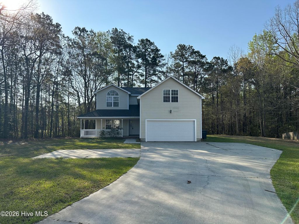 Photo of 204 Grandford Place, Jacksonville, NC 28546 (MLS # 100564152)