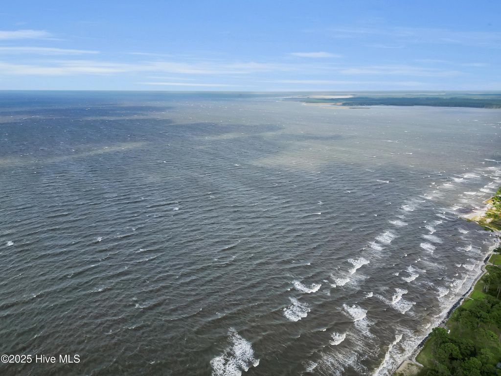 Photo of 531 Sandy Point Drive, Beaufort, NC 28516 (MLS # 100571091)