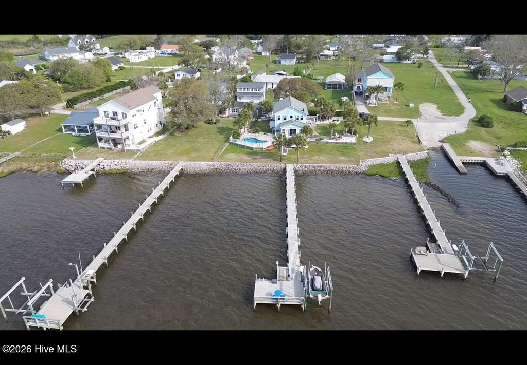 Photo of 173 Salter Drive, Newport, NC 28570 (MLS # 100560476)