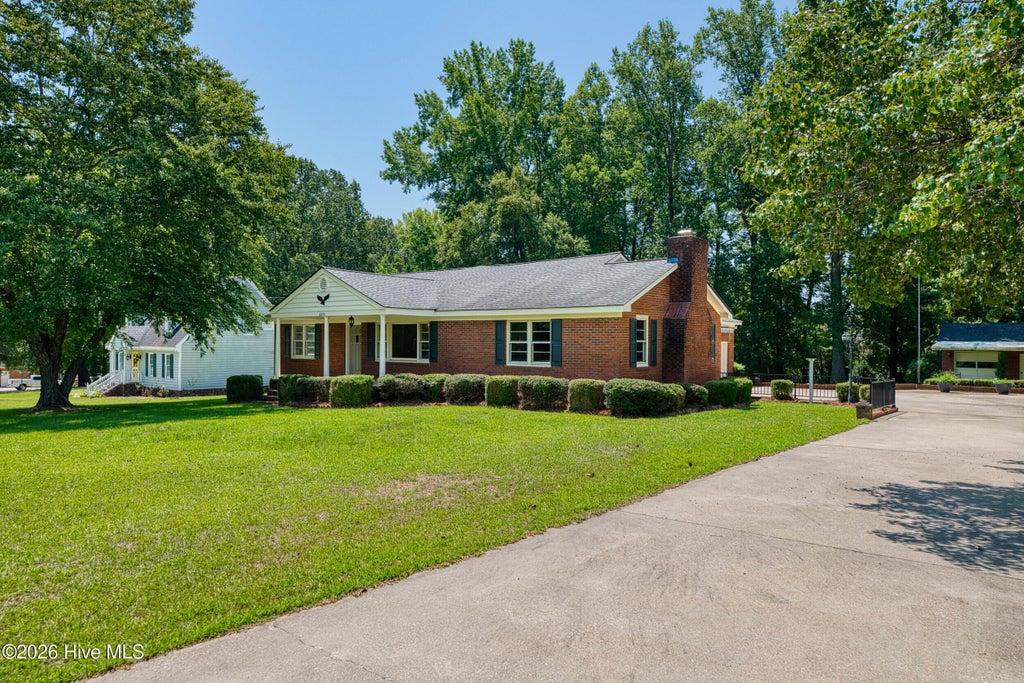Photo of 2475 Reges Store Road, Nashville, NC 27856 (MLS # 100586865)