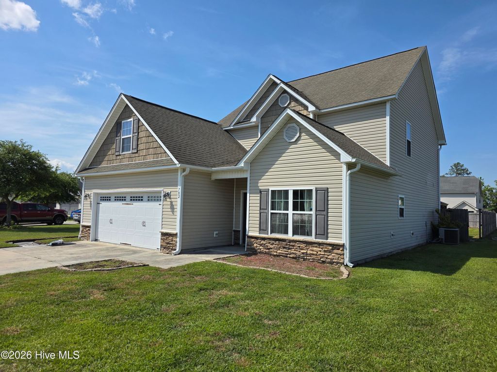 Photo of 702 Appling Court, Jacksonville, NC 28546 (MLS # 100572538)