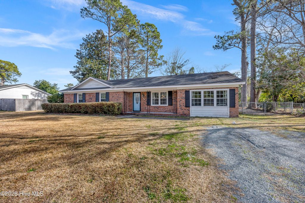 Photo of 1006 Kenningston Street, Wilmington, NC 28405 (MLS # 100549166)