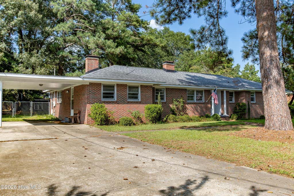 Photo of 807 E Holly Street, Goldsboro, NC 27530 (MLS # 100586846)