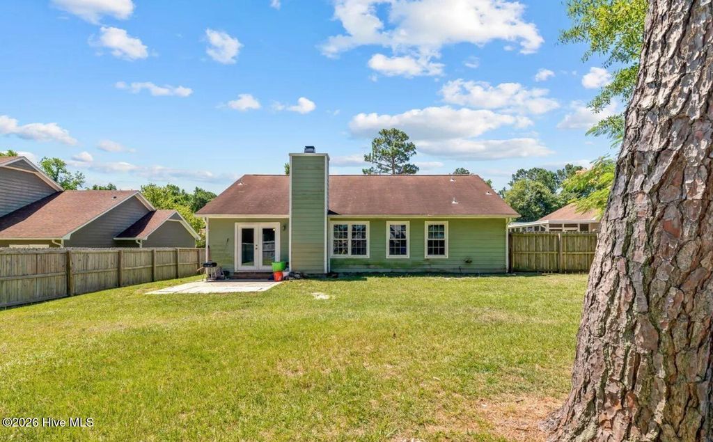 Photo of 2625 Idlebrook Circle, Midway Park, NC (MLS # 100572703)