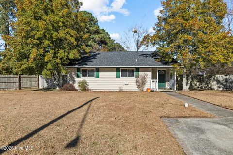 Tiny photo for 201 N Willow Lane, Jacksonville, NC 28546 (MLS # 100546542)