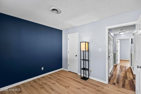 Tiny photo for 201 N Willow Lane, Jacksonville, NC 28546 (MLS # 100546542)