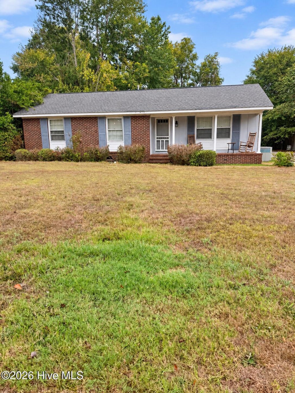 Photo of 316 Magnolia Drive, Thomson, GA 30824 (MLS # 100606020)