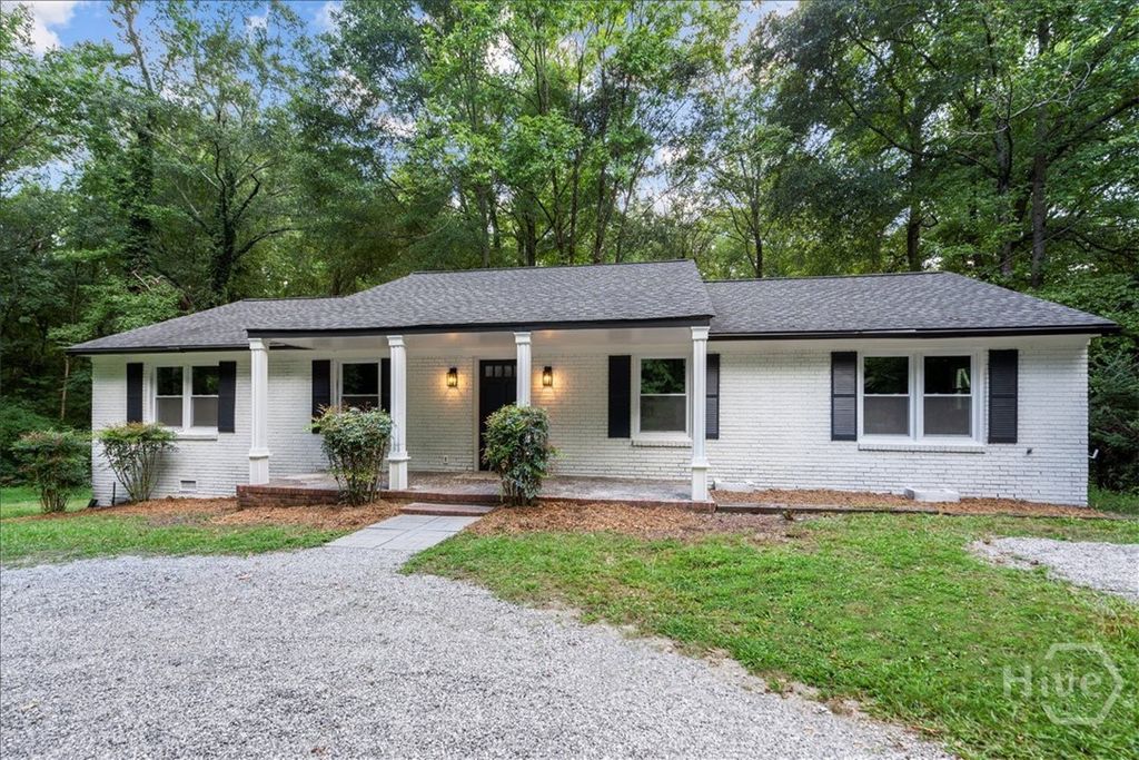 Photo of 105 Overlook Drive, Winterville, GA 30683 (MLS # CL346943)