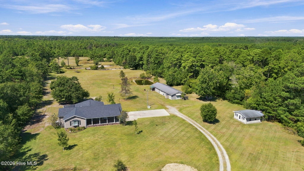 Photo of 217 Mccausley Road, Hubert, NC 28539 (MLS # 100604972)