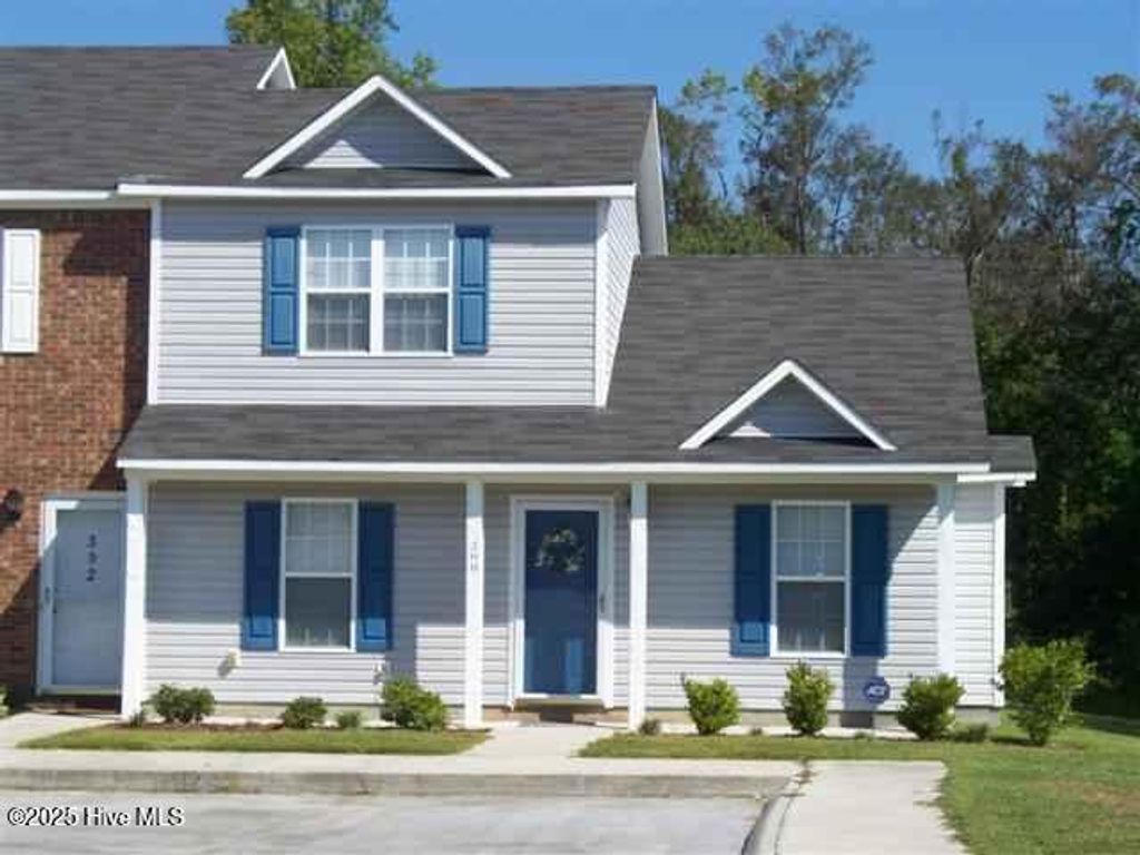 Photo of 300 Pinegrove Court, Jacksonville, NC 28546 (MLS # 100589654)