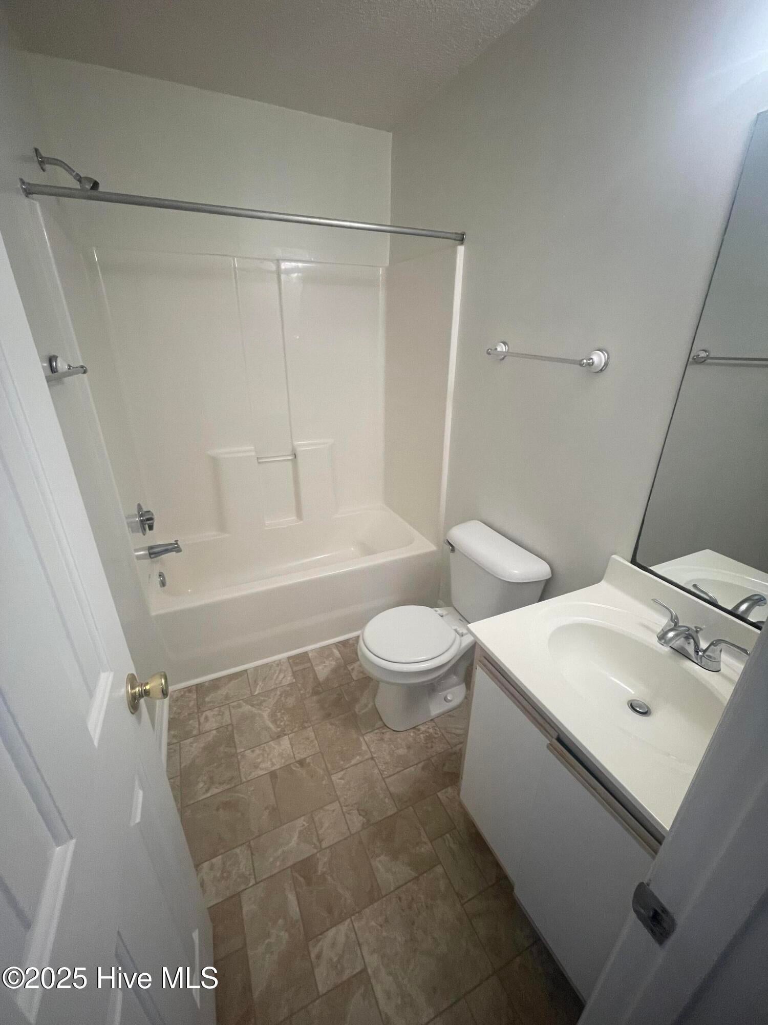 300 Pinegrove Court