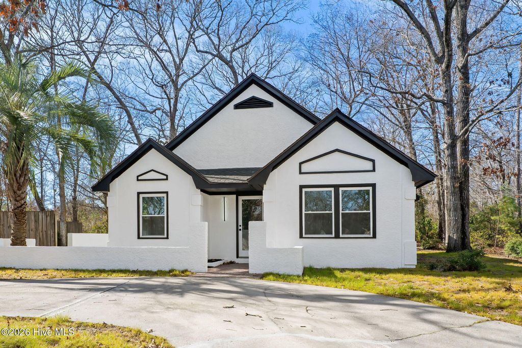 Photo of 1067 Hickory Trail, Little River, SC 29566 (MLS # 100555352)