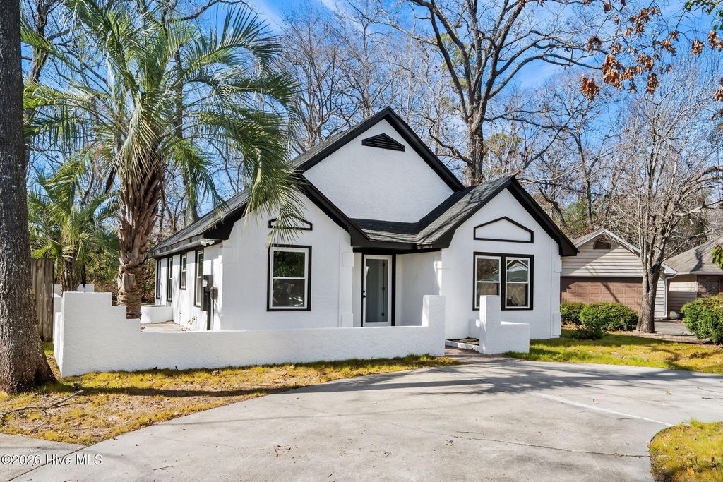 Photo of 1067 Hickory Trail, Little River, SC 29566 (MLS # 100555352)