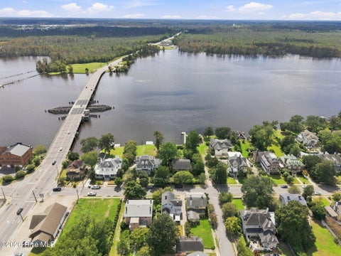 Tiny photo for 524 W Main Street, Washington, NC 27889 (MLS # 100602609)