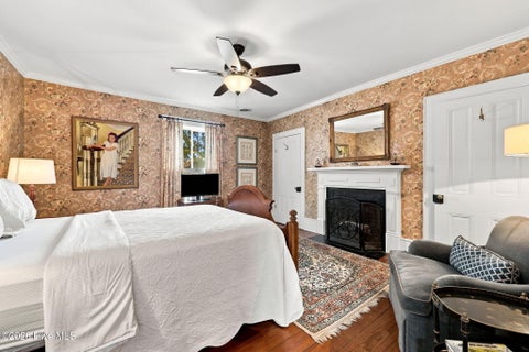 Tiny photo for 524 W Main Street, Washington, NC 27889 (MLS # 100602609)