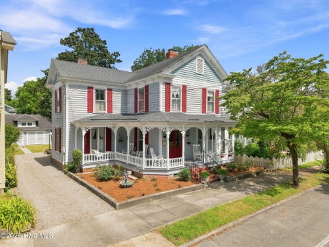 Tiny photo for 524 W Main Street, Washington, NC 27889 (MLS # 100602609)