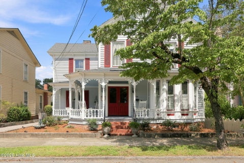 Tiny photo for 524 W Main Street, Washington, NC 27889 (MLS # 100602609)