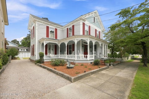 Tiny photo for 524 W Main Street, Washington, NC 27889 (MLS # 100602609)
