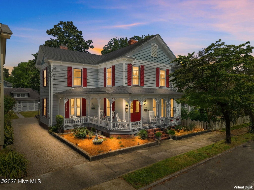 Photo of 524 W Main Street, Washington, NC 27889 (MLS # 100602609)
