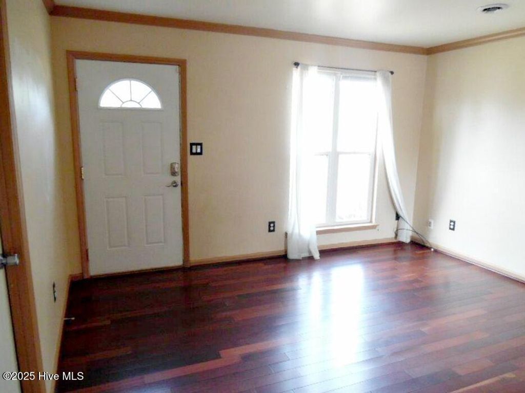 Photo of 202 Sandy Drive, Jacksonville, NC 28546 (MLS # 100545900)