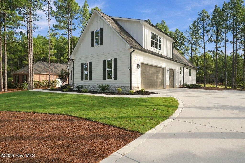 Photo of 198 Banbridge Drive, Seven Lakes, NC 27376 (MLS # 100604222)