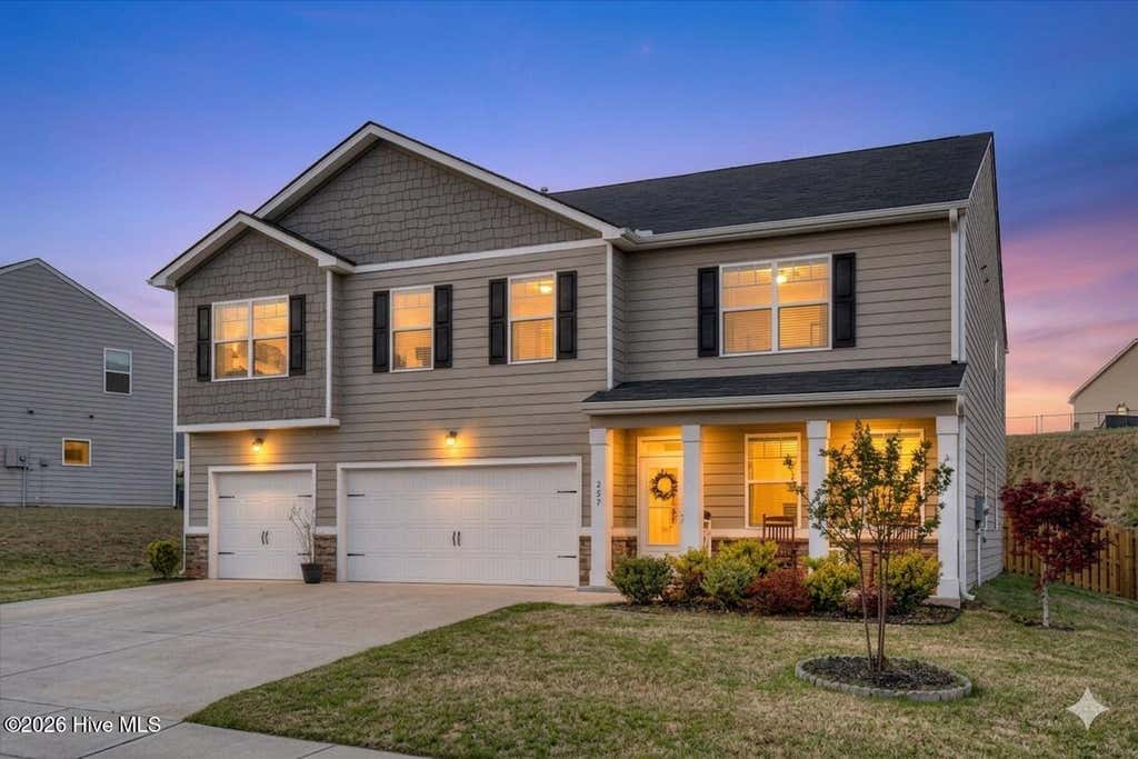 Photo of 227 Donnington Court, Aiken, SC 29801 (MLS # 100580875)
