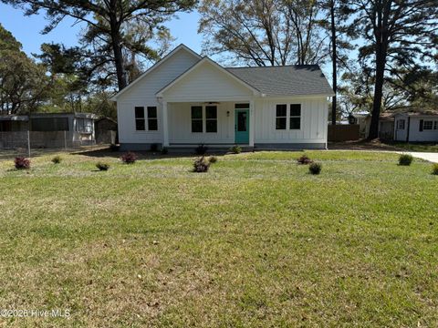 Homes For Sale - 7151 Dale Avenue<br/> Ocean Isle Beach, NC 28469