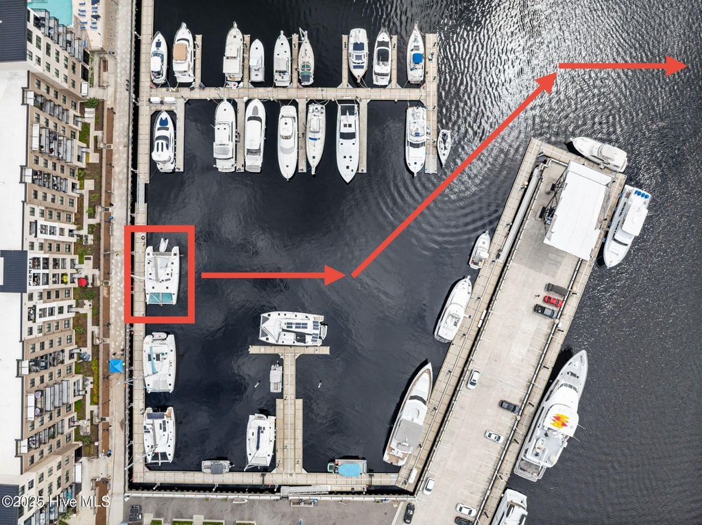 Photo of 10 Harnett Street #E-1, Wilmington, NC 28401 (MLS # 100528560)