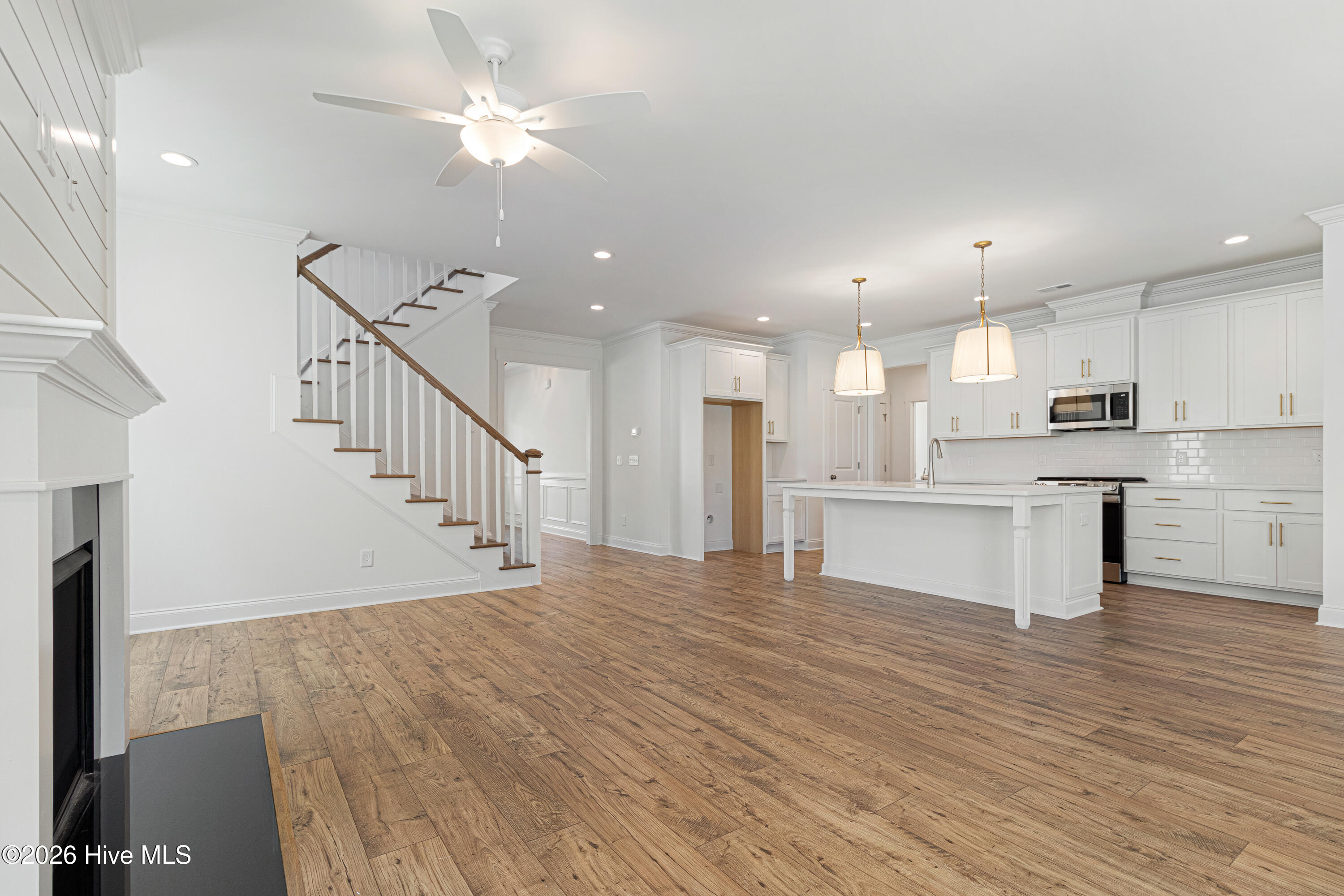210 Windswept Lane