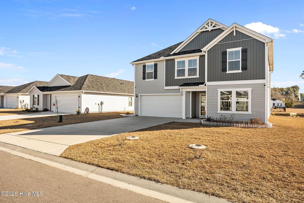 Photo of 4921 Abbington Oaks Way SE, Southport, NC 28461 (MLS # 100549806)